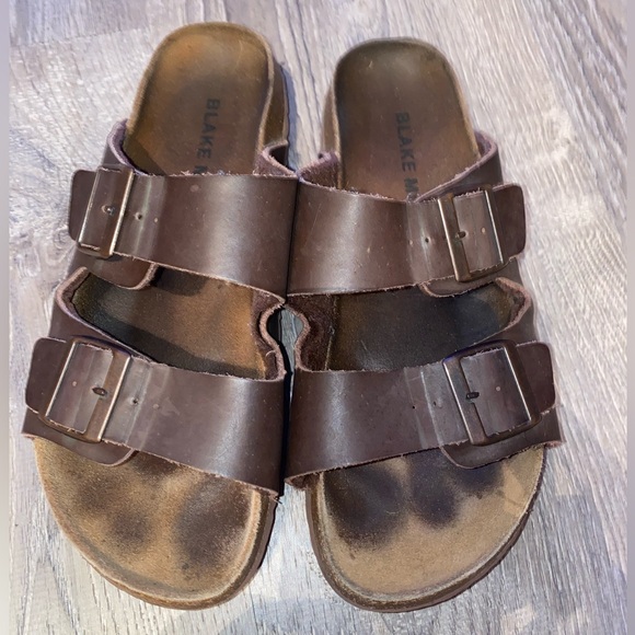 Blake McKay Womens Size 10 leather straps with buckle like Birks - Picture 2 of 4